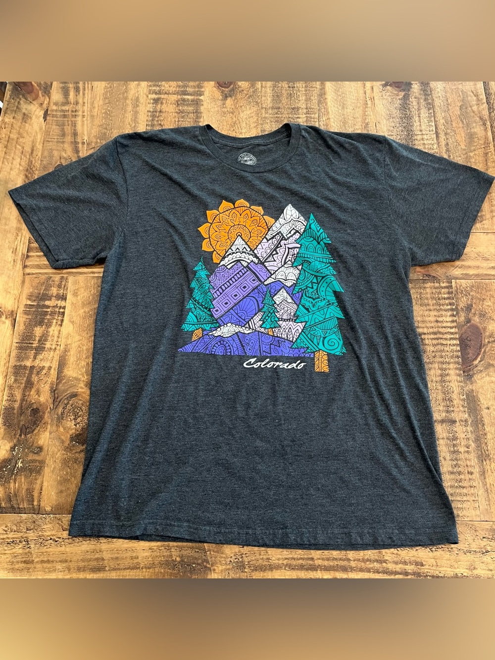Colorado Graphic Short Sleeve Tee - Dark Heathered Gray with Multi-Color Print